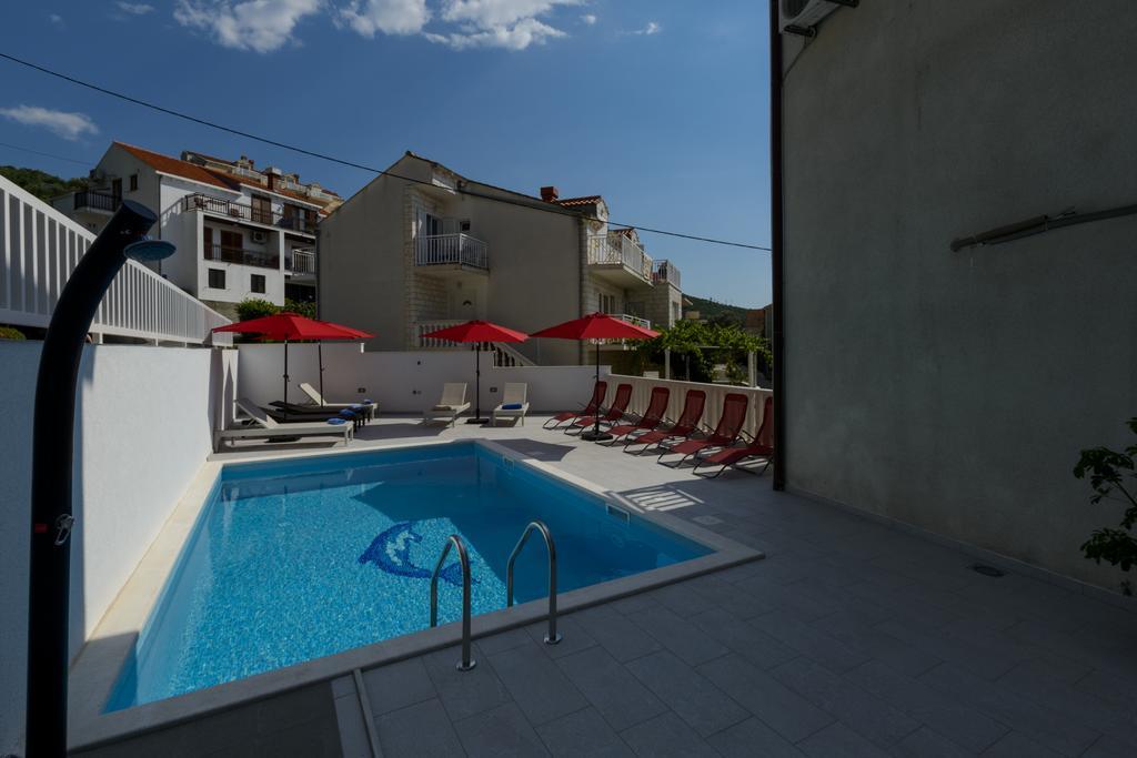 Bingo Aparthotel 3*